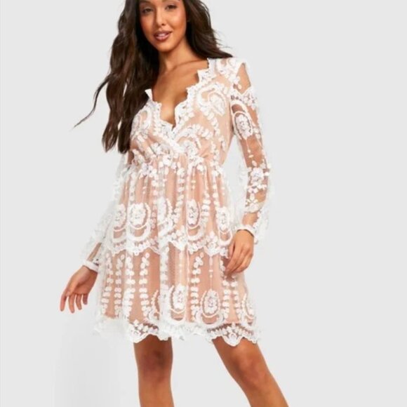 Boohoo Dresses & Skirts - Boohoo White Lace Long Sleeve Dress